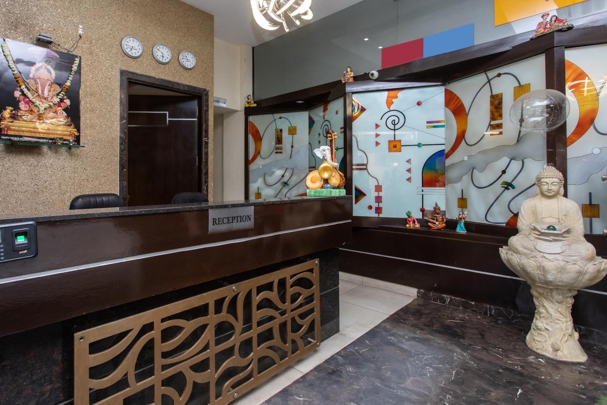 Capital O Swan Paradise Hotel 3*